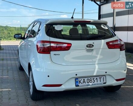 Белый Киа Рио, объемом двигателя 1.6 л и пробегом 138 тыс. км за 9500 $, фото 11 на Automoto.ua