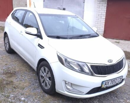 Білий Кіа Ріо, об'ємом двигуна 1.59 л та пробігом 296 тис. км за 5500 $, фото 17 на Automoto.ua
