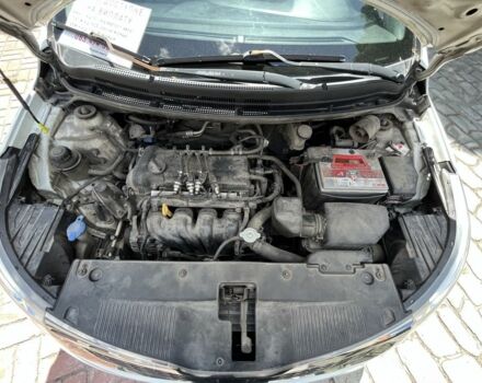 Белый Киа Рио, объемом двигателя 1.4 л и пробегом 279 тыс. км за 7000 $, фото 19 на Automoto.ua