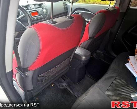 Белый Киа Рио, объемом двигателя 1.1 л и пробегом 155 тыс. км за 6200 $, фото 6 на Automoto.ua