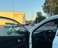 Белый Киа Рио, объемом двигателя 1.4 л и пробегом 330 тыс. км за 5999 $, фото 8 на Automoto.ua