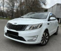Белый Киа Рио, объемом двигателя 1.6 л и пробегом 196 тыс. км за 7800 $, фото 1 на Automoto.ua