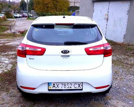 Белый Киа Рио, объемом двигателя 1.6 л и пробегом 296 тыс. км за 5500 $, фото 9 на Automoto.ua