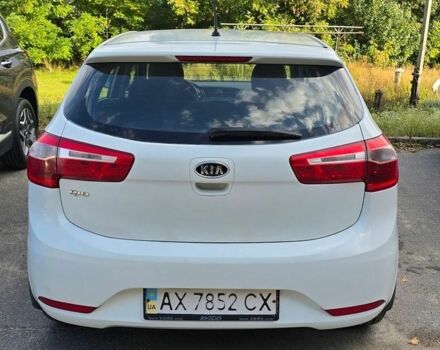 Белый Киа Рио, объемом двигателя 1.6 л и пробегом 299 тыс. км за 5800 $, фото 9 на Automoto.ua