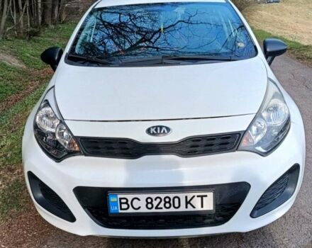 Білий Кіа Ріо, об'ємом двигуна 1.1 л та пробігом 210 тис. км за 6300 $, фото 4 на Automoto.ua