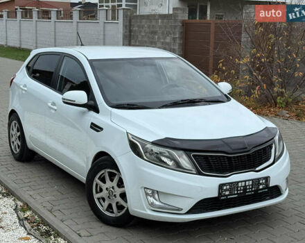 Білий Кіа Ріо, об'ємом двигуна 1.59 л та пробігом 163 тис. км за 8200 $, фото 12 на Automoto.ua