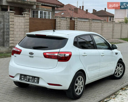 Білий Кіа Ріо, об'ємом двигуна 1.59 л та пробігом 163 тис. км за 8200 $, фото 8 на Automoto.ua