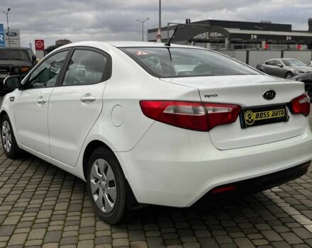 Білий Кіа Ріо, об'ємом двигуна 1.4 л та пробігом 200 тис. км за 6900 $, фото 4 на Automoto.ua