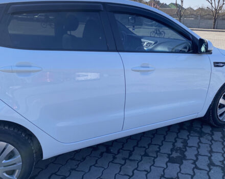 Білий Кіа Ріо, об'ємом двигуна 1.4 л та пробігом 103 тис. км за 6750 $, фото 5 на Automoto.ua