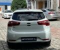 Белый Киа Рио, объемом двигателя 1.4 л и пробегом 279 тыс. км за 7000 $, фото 4 на Automoto.ua