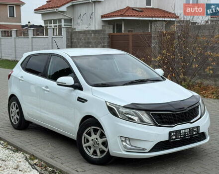Білий Кіа Ріо, об'ємом двигуна 1.59 л та пробігом 163 тис. км за 8200 $, фото 11 на Automoto.ua