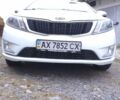 Білий Кіа Ріо, об'ємом двигуна 1.59 л та пробігом 296 тис. км за 5500 $, фото 5 на Automoto.ua
