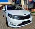 Білий Кіа Ріо, об'ємом двигуна 1.6 л та пробігом 185 тис. км за 7899 $, фото 3 на Automoto.ua