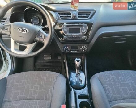 Белый Киа Рио, объемом двигателя 1.6 л и пробегом 28 тыс. км за 9500 $, фото 11 на Automoto.ua