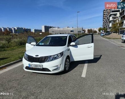 Белый Киа Рио, объемом двигателя 1.6 л и пробегом 114 тыс. км за 8300 $, фото 9 на Automoto.ua