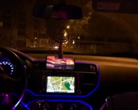 Белый Киа Рио, объемом двигателя 1.4 л и пробегом 278 тыс. км за 7200 $, фото 3 на Automoto.ua