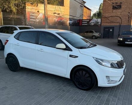 Білий Кіа Ріо, об'ємом двигуна 1.59 л та пробігом 168 тис. км за 7400 $, фото 1 на Automoto.ua