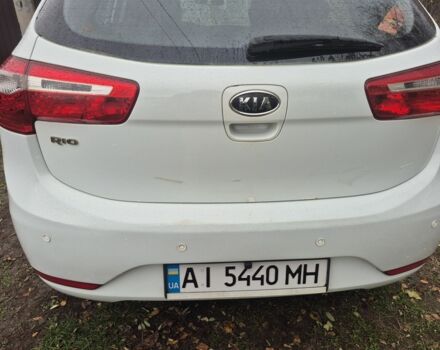 Киа Рио 2012 в Броварах на Automoto.ua Белый Киа Рио, объемом двигателя 1.6 л и пробегом 288 тыс. км за 5300 $, фото 3 на Automoto.ua