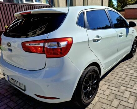Белый Киа Рио, объемом двигателя 1.6 л и пробегом 185 тыс. км за 7899 $, фото 2 на Automoto.ua