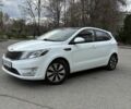 Білий Кіа Ріо, об'ємом двигуна 1.6 л та пробігом 196 тис. км за 7500 $, фото 1 на Automoto.ua