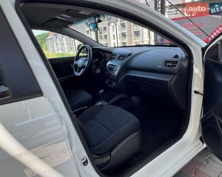 Белый Киа Рио, объемом двигателя 1.6 л и пробегом 138 тыс. км за 9500 $, фото 30 на Automoto.ua