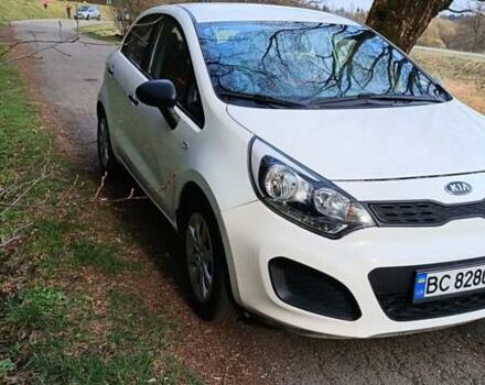 Белый Киа Рио, объемом двигателя 1.12 л и пробегом 210 тыс. км за 6300 $, фото 7 на Automoto.ua