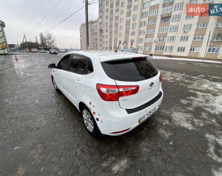 Белый Киа Рио, объемом двигателя 1.59 л и пробегом 210 тыс. км за 6700 $, фото 11 на Automoto.ua