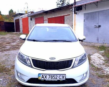 Белый Киа Рио, объемом двигателя 1.6 л и пробегом 296 тыс. км за 5500 $, фото 8 на Automoto.ua