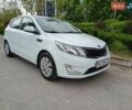 Белый Киа Рио, объемом двигателя 1.6 л и пробегом 28 тыс. км за 9500 $, фото 2 на Automoto.ua