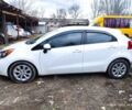 Білий Кіа Ріо, об'ємом двигуна 1.6 л та пробігом 202 тис. км за 7500 $, фото 3 на Automoto.ua
