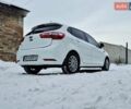 Білий Кіа Ріо, об'ємом двигуна 1.4 л та пробігом 132 тис. км за 8800 $, фото 3 на Automoto.ua