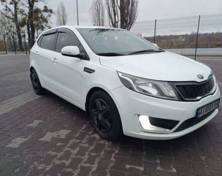 Белый Киа Рио, объемом двигателя 1.6 л и пробегом 201 тыс. км за 7700 $, фото 2 на Automoto.ua