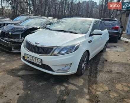 Білий Кіа Ріо, об'ємом двигуна 1.59 л та пробігом 200 тис. км за 2999 $, фото 3 на Automoto.ua