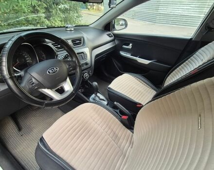 Белый Киа Рио, объемом двигателя 1.4 л и пробегом 82 тыс. км за 8000 $, фото 11 на Automoto.ua