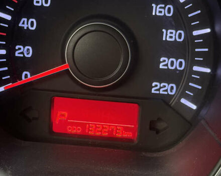 Белый Киа Рио, объемом двигателя 1.4 л и пробегом 132 тыс. км за 7500 $, фото 13 на Automoto.ua