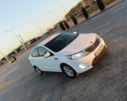 Білий Кіа Ріо, об'ємом двигуна 1.4 л та пробігом 160 тис. км за 8500 $, фото 1 на Automoto.ua
