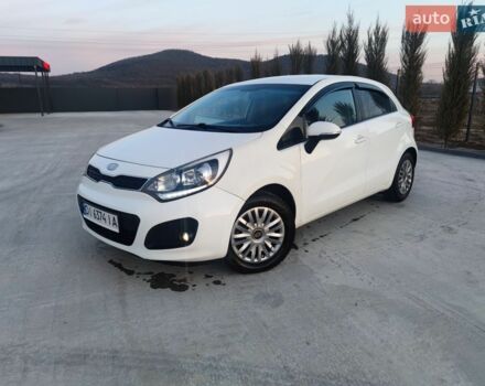 Белый Киа Рио, объемом двигателя 1.4 л и пробегом 299 тыс. км за 7200 $, фото 4 на Automoto.ua
