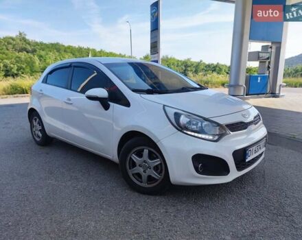 Белый Киа Рио, объемом двигателя 1.4 л и пробегом 282 тыс. км за 7799 $, фото 6 на Automoto.ua
