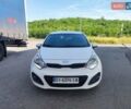 Белый Киа Рио, объемом двигателя 1.4 л и пробегом 282 тыс. км за 7799 $, фото 7 на Automoto.ua