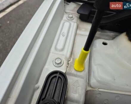 Білий Кіа Ріо, об'ємом двигуна 1.4 л та пробігом 132 тис. км за 8800 $, фото 63 на Automoto.ua