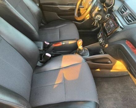 Білий Кіа Ріо, об'ємом двигуна 1.4 л та пробігом 160 тис. км за 8500 $, фото 12 на Automoto.ua