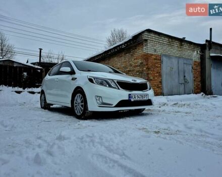 Білий Кіа Ріо, об'ємом двигуна 1.4 л та пробігом 132 тис. км за 8800 $, фото 7 на Automoto.ua