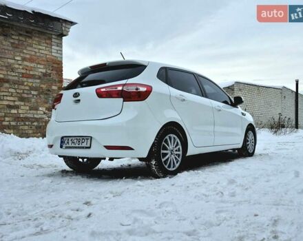 Білий Кіа Ріо, об'ємом двигуна 1.4 л та пробігом 132 тис. км за 8800 $, фото 1 на Automoto.ua