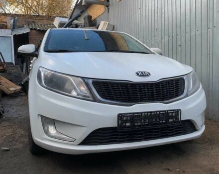 Белый Киа Рио, объемом двигателя 1.6 л и пробегом 170 тыс. км за 2006 $, фото 3 на Automoto.ua