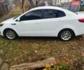Белый Киа Рио, объемом двигателя 1.4 л и пробегом 159 тыс. км за 7000 $, фото 1 на Automoto.ua