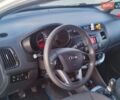 Белый Киа Рио, объемом двигателя 1.4 л и пробегом 285 тыс. км за 6999 $, фото 8 на Automoto.ua