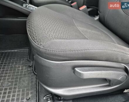 Білий Кіа Ріо, об'ємом двигуна 1.4 л та пробігом 132 тис. км за 8800 $, фото 26 на Automoto.ua