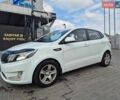 Белый Киа Рио, объемом двигателя 1.4 л и пробегом 82 тыс. км за 8000 $, фото 2 на Automoto.ua
