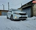 Білий Кіа Ріо, об'ємом двигуна 1.4 л та пробігом 132 тис. км за 8800 $, фото 72 на Automoto.ua