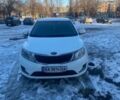 Белый Киа Рио, объемом двигателя 1.4 л и пробегом 184 тыс. км за 7000 $, фото 1 на Automoto.ua